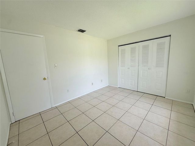 10122 MASON DIXON CIRCLE, Orlando, FL 32821