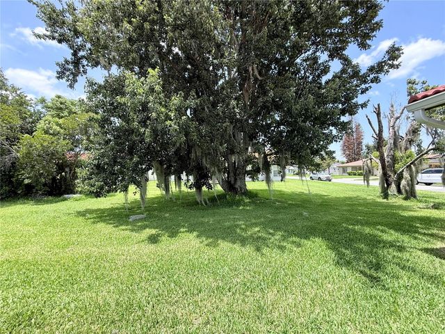 10122 MASON DIXON CIRCLE, Orlando, FL 32821