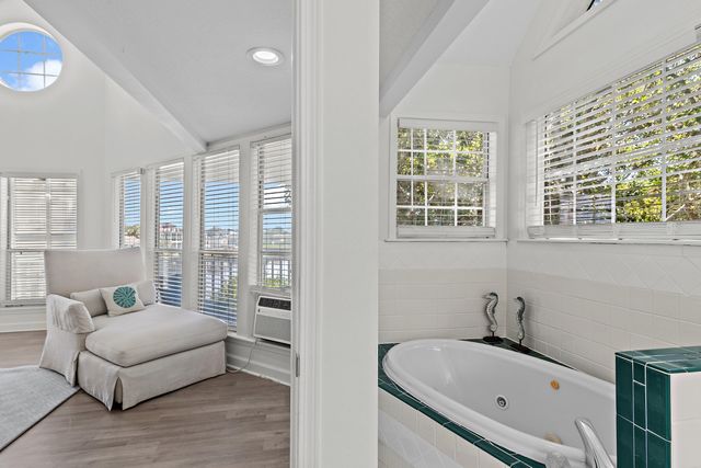 57 Kokomo Row, Destin, FL 32541