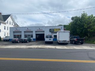 1833 East Main Street, Waterbury, CT 06705