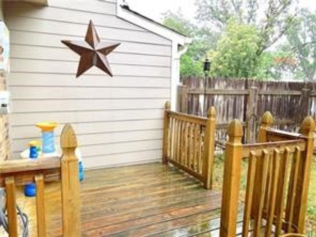 3 Abbey Road, Euless, TX 76039