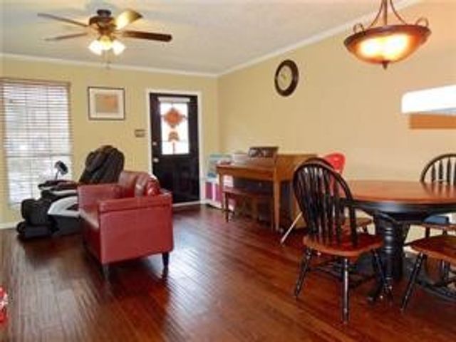 3 Abbey Road, Euless, TX 76039