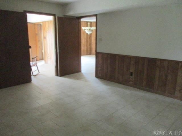 1700 Barnhill Road, Paragould, AR 72450