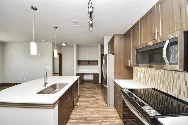 5454 Washington St Avenue 3405, Houston, TX 77007