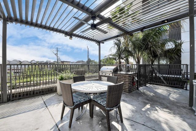 5454 Washington St Avenue 3405, Houston, TX 77007