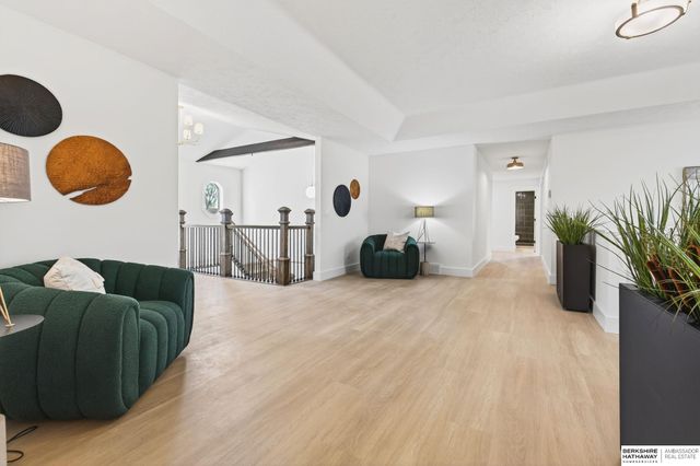 22718 Angus Road, Gretna, NE 68154