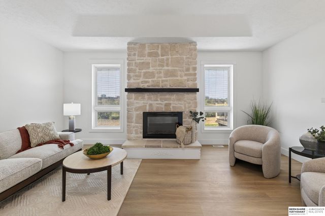 22718 Angus Road, Gretna, NE 68154