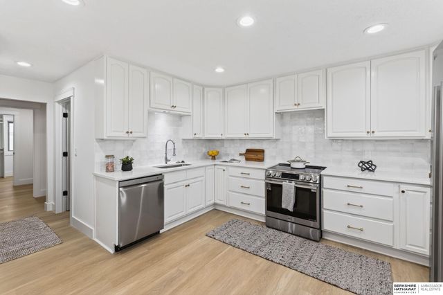 22718 Angus Road, Gretna, NE 68154