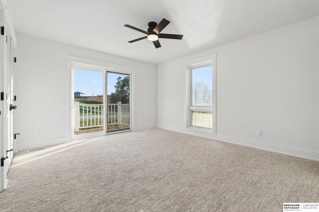 22718 Angus Road, Gretna, NE 68154