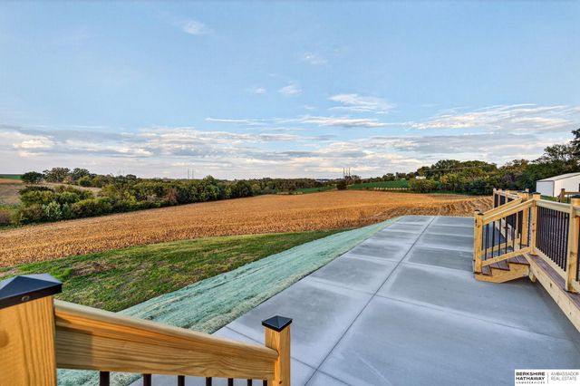 22718 Angus Road, Gretna, NE 68154