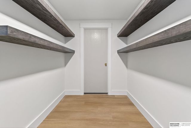 22718 Angus Road, Gretna, NE 68154