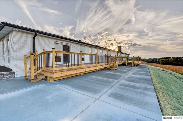 22718 Angus Road, Gretna, NE 68154