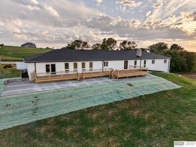 22718 Angus Road, Gretna, NE 68154