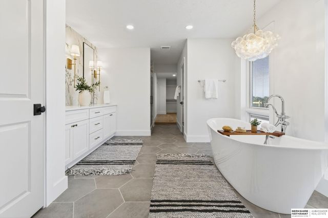 22718 Angus Road, Gretna, NE 68154