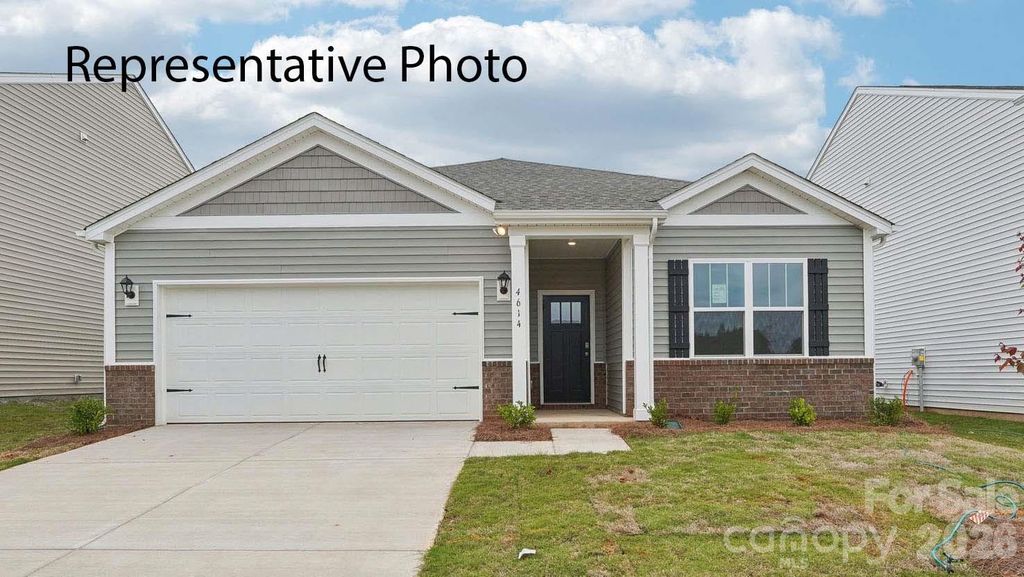 916 Streamwood Avenue, Newton, NC 28658