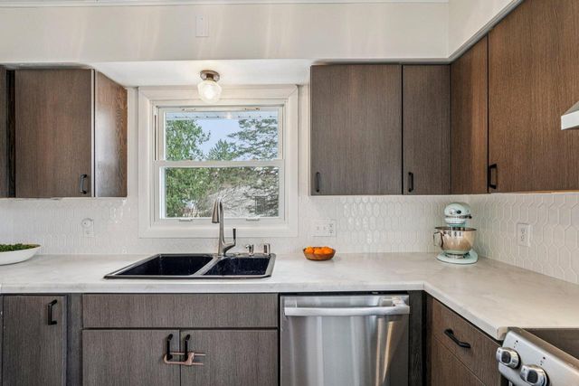 W148S6491 Brookside DRIVE, Muskego, WI 53150