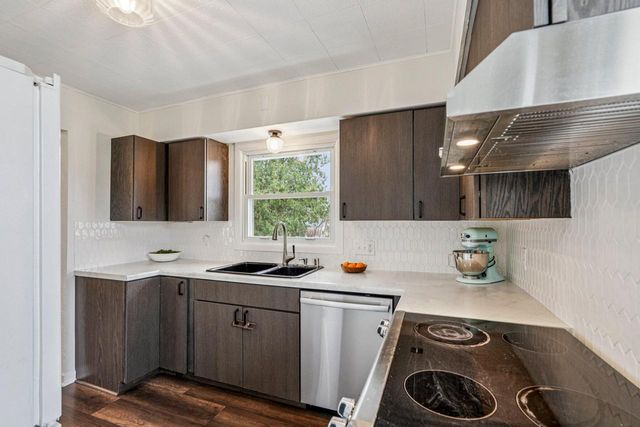 W148S6491 Brookside DRIVE, Muskego, WI 53150