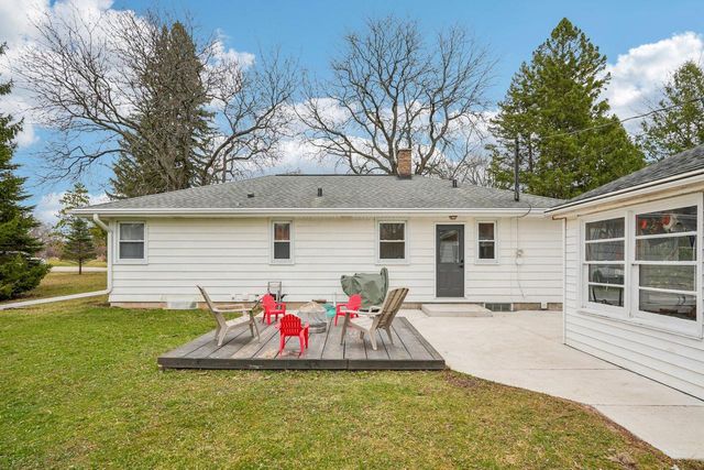 W148S6491 Brookside DRIVE, Muskego, WI 53150