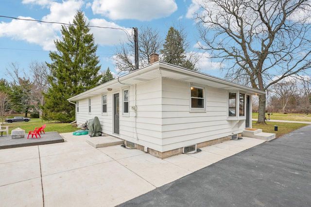 W148S6491 Brookside DRIVE, Muskego, WI 53150