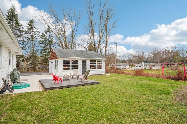 W148S6491 Brookside DRIVE, Muskego, WI 53150