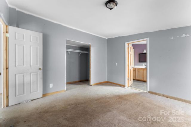 102 Garnett Trace Road, Franklin, NC 28734