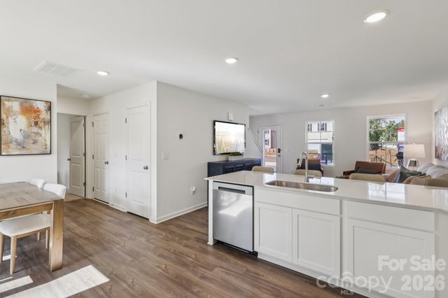 476 Sundown Drive, Spartanburg, SC 29302