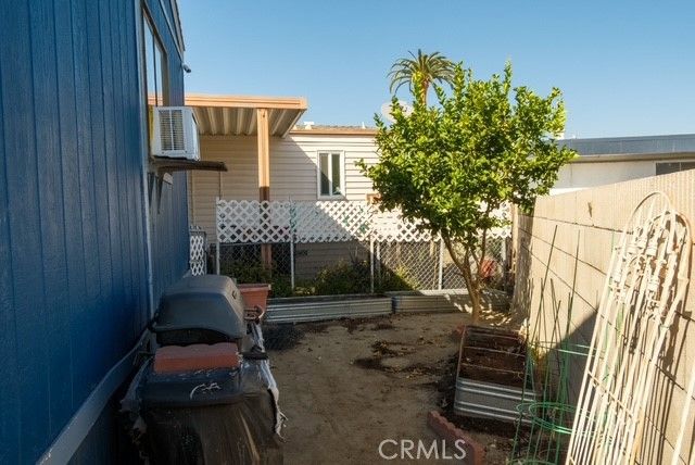 432 S Harbor Boulevard 7, Santa Ana, CA 92704