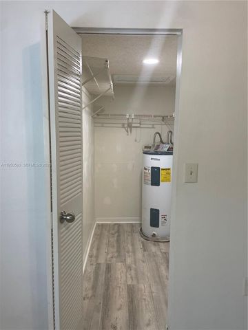 2550 SW 18th Ter 2105, Fort Lauderdale, FL 33315