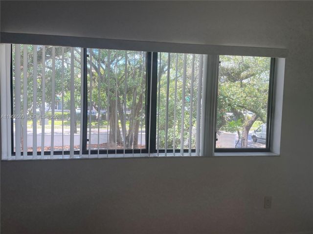 2550 SW 18th Ter 2105, Fort Lauderdale, FL 33315