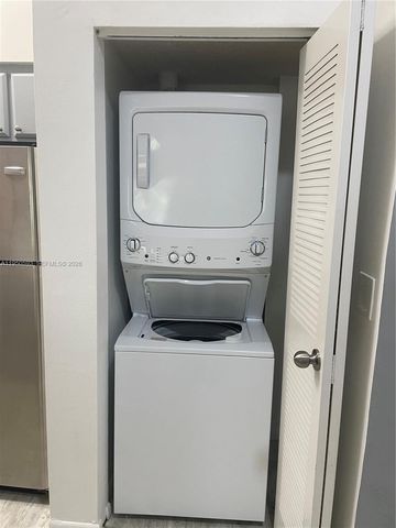 2550 SW 18th Ter 2105, Fort Lauderdale, FL 33315