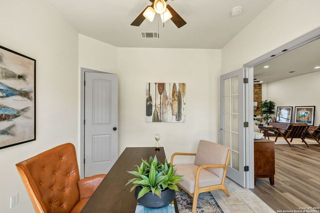 913 Long Mdw, Spring Branch, TX 78070