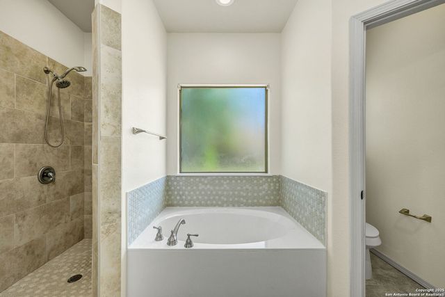 913 Long Mdw, Spring Branch, TX 78070