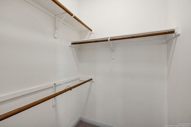 913 Long Mdw, Spring Branch, TX 78070