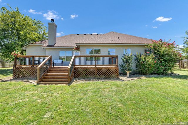 913 Long Mdw, Spring Branch, TX 78070