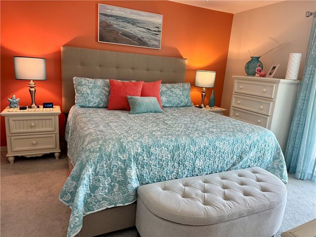 94 Spring Lake Drive 106, Vero Beach, FL 32962