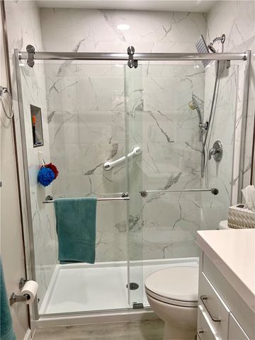 94 Spring Lake Drive 106, Vero Beach, FL 32962