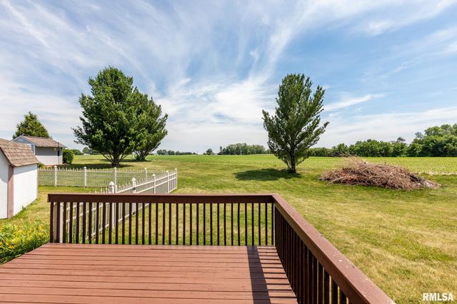 140 HEATHERVIEW Drive, East Peoria, IL 61554