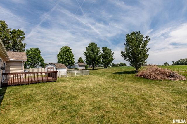 140 HEATHERVIEW Drive, East Peoria, IL 61554