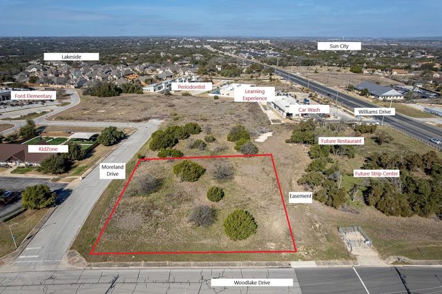 130 Woodlake DR, Georgetown, TX 78633