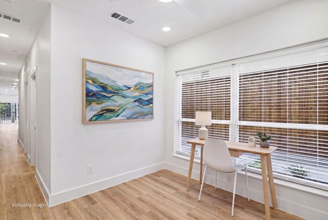 2217 N Fitzhugh Avenue 101, Dallas, TX 75204