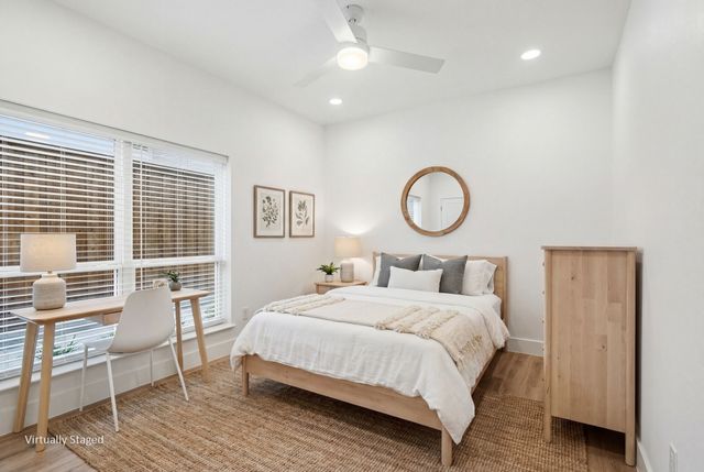 2217 N Fitzhugh Avenue 101, Dallas, TX 75204