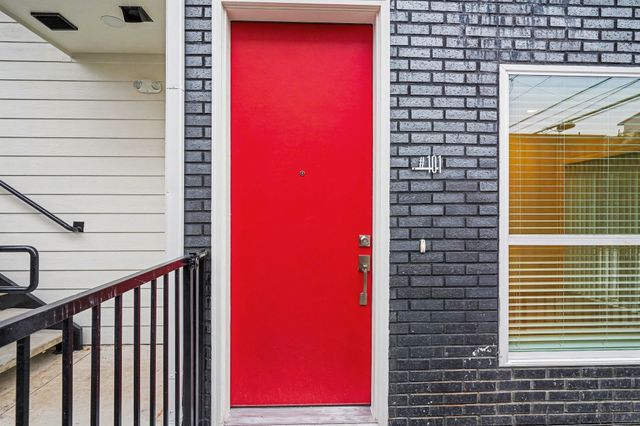 2217 N Fitzhugh Avenue 101, Dallas, TX 75204