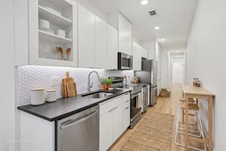 2217 N Fitzhugh Avenue 101, Dallas, TX 75204