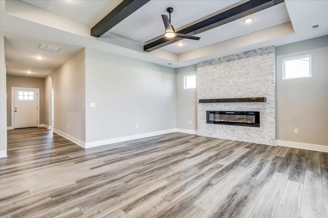 9108 E 33rd Cir S, Wichita, KS 67210