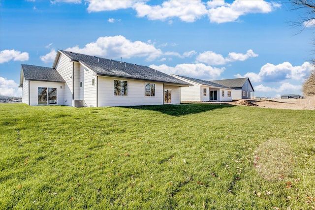 9108 E 33rd Cir S, Wichita, KS 67210