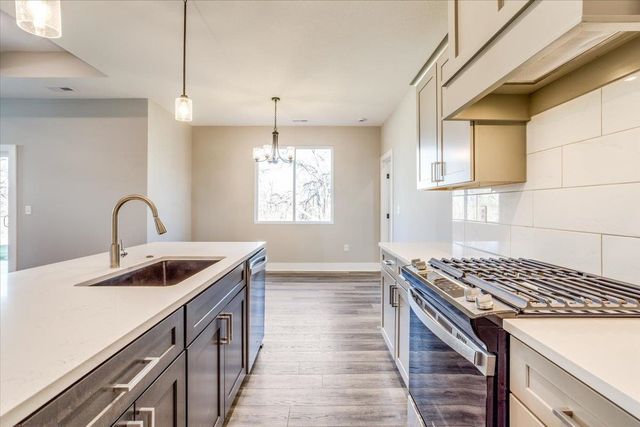 9108 E 33rd Cir S, Wichita, KS 67210