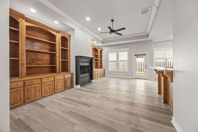 1311 S Pinnacle Drive, Fayetteville, AR 72701