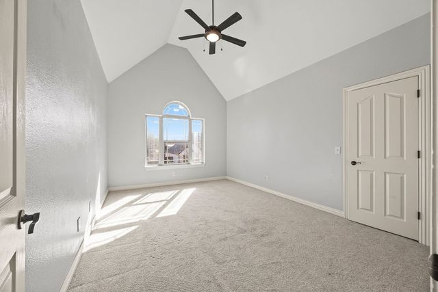 1311 S Pinnacle Drive, Fayetteville, AR 72701