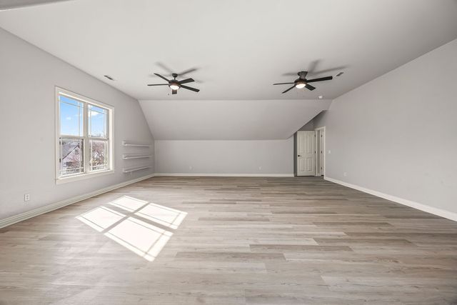 1311 S Pinnacle Drive, Fayetteville, AR 72701