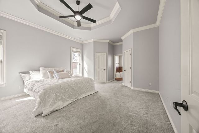 1311 S Pinnacle Drive, Fayetteville, AR 72701